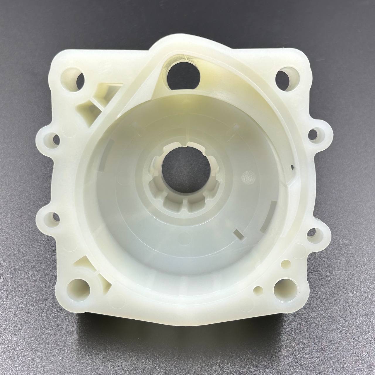 картинка Корпус помпы охлаждения Yamaha 115-250 (Kacawa)