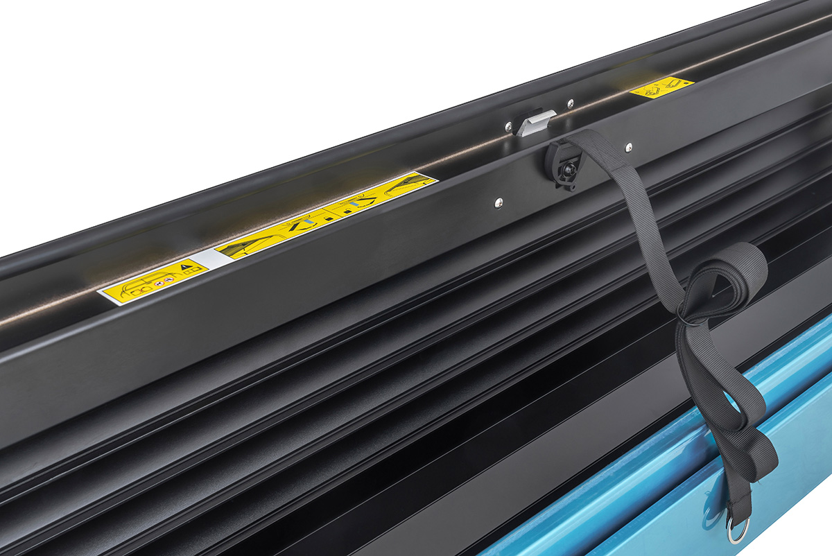 картинка Крышка кузова Dongfeng DF6, роллета раздвижная, алюминиевая, черная