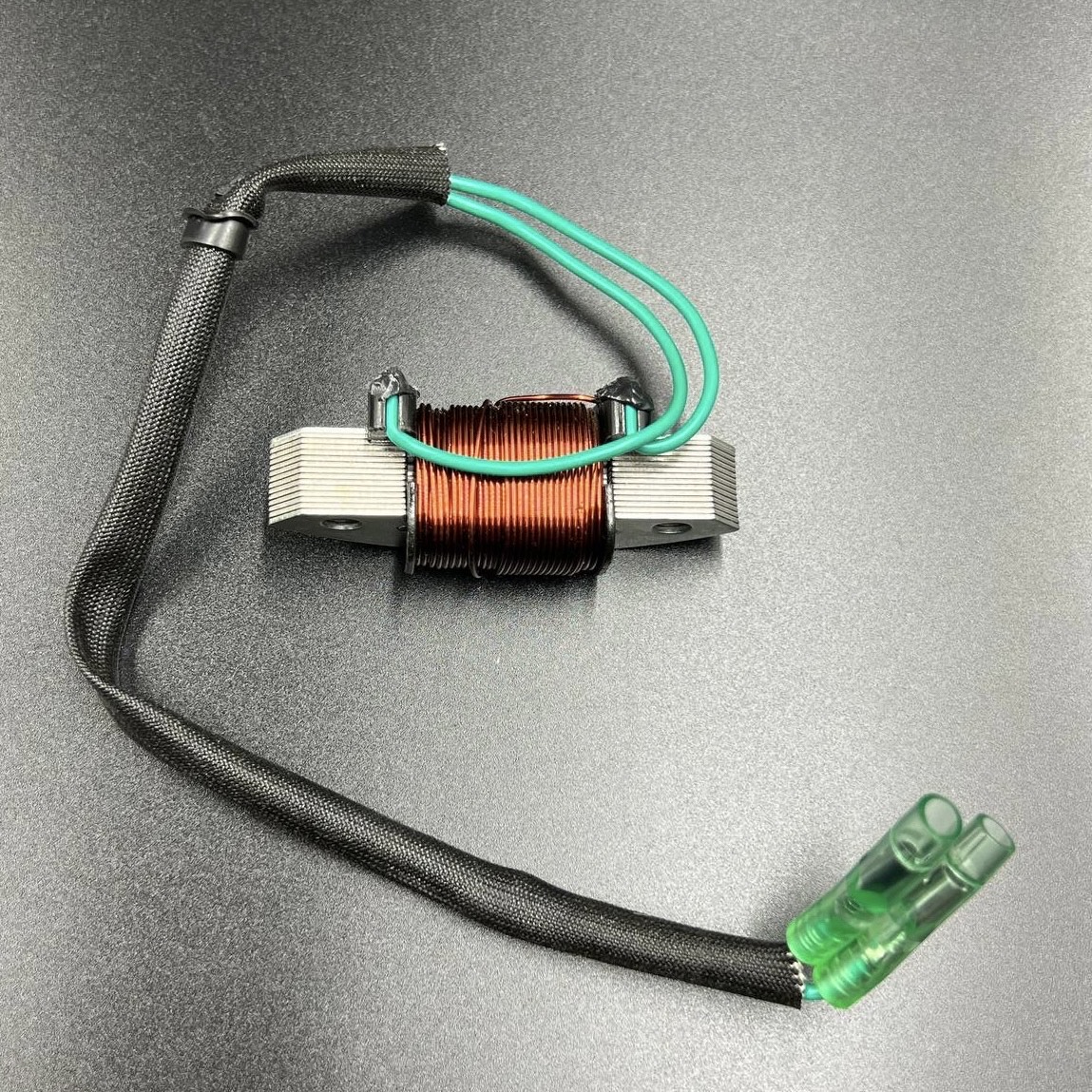 картинка Катушка генераторная подмаховиковая Yamaha 25-30 (Omax)