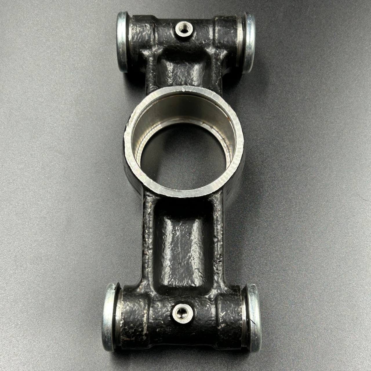 картинка Кулак заднего колеса без подшипника для ATV 500/600800 (ZIBO)