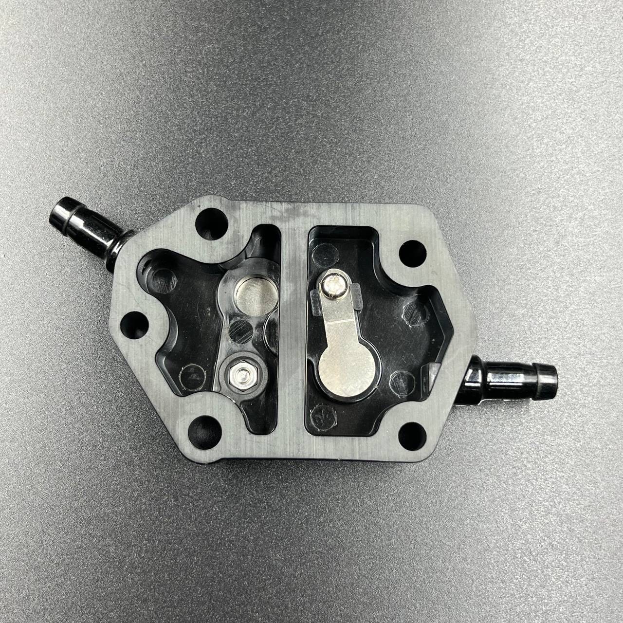 картинка Корпус топливного насоса Yamaha 15-90 (Omax)