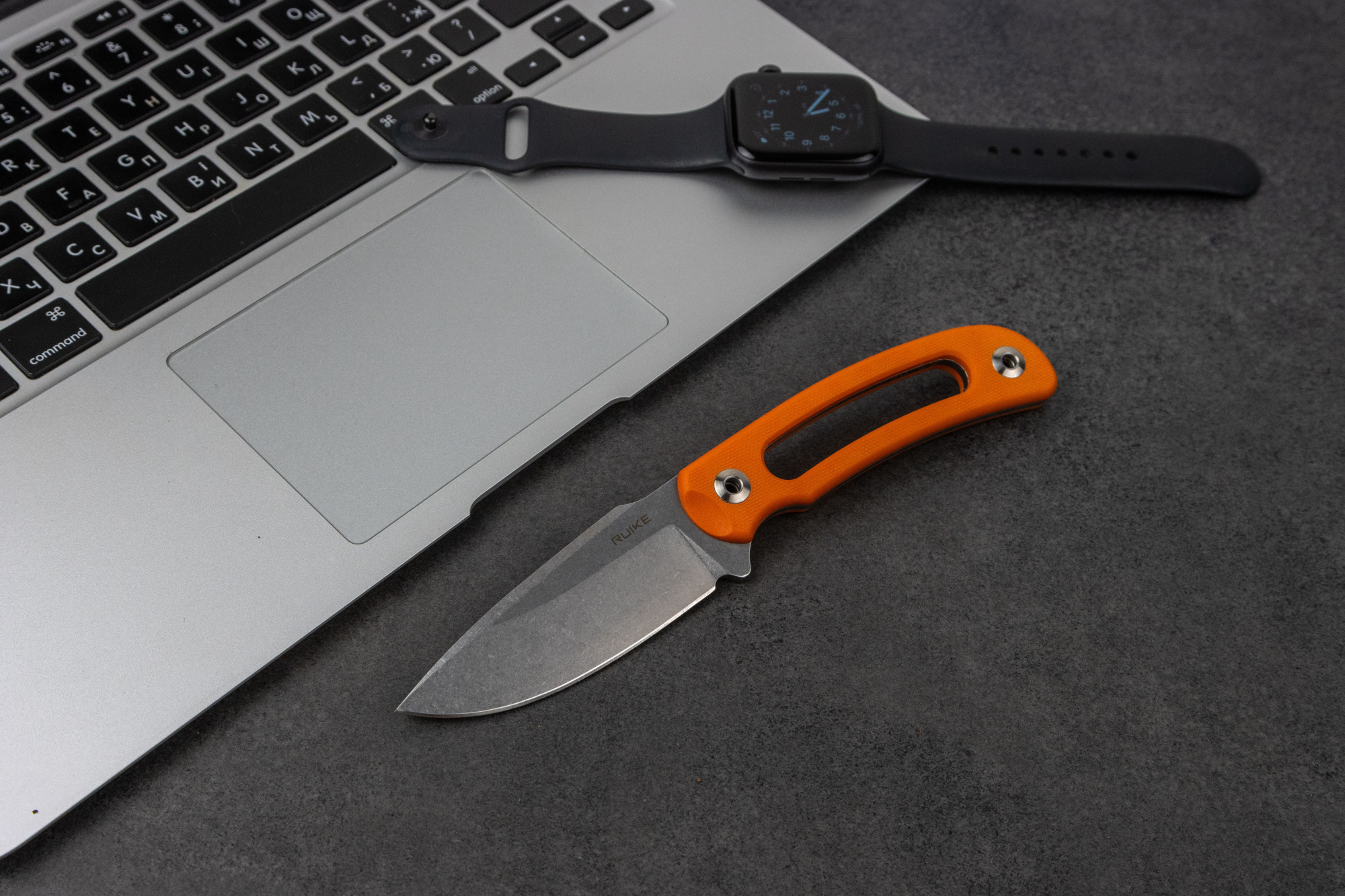 картинка Нож Ruike Hornet F815 черный