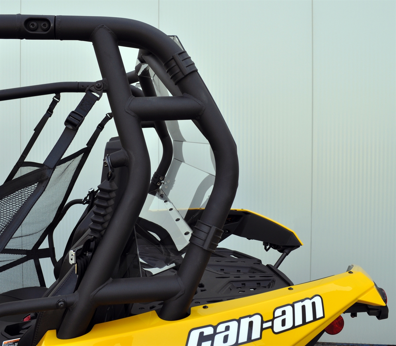 картинка Ветровое стекло Can-Am Commander/Maverick "Direction2 inc.", заднее