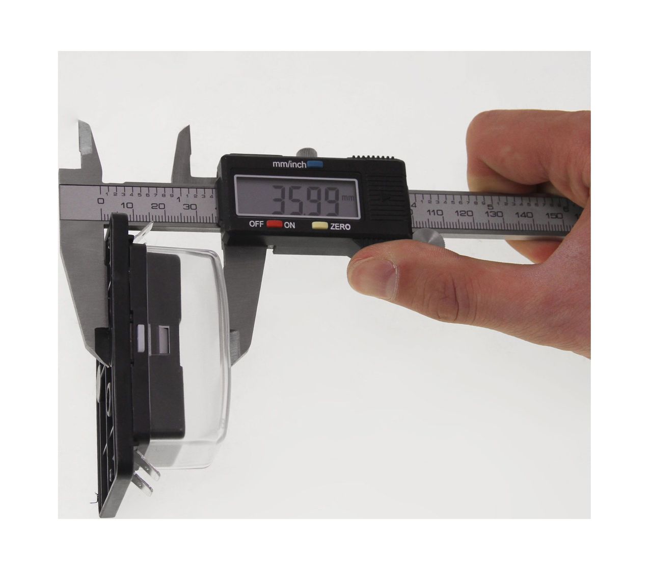 картинка Блок на 4 предохранителя ATP/ATC/ATO с крышкой