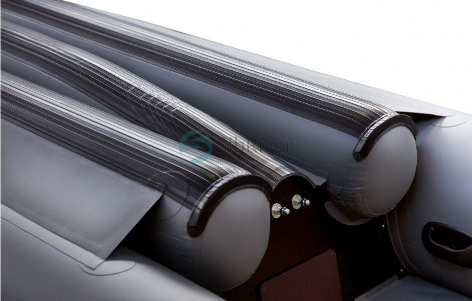 картинка Надувная лодка ПВХ Абакан 380 Jet, фальшборт, красный/черный, SibRiver