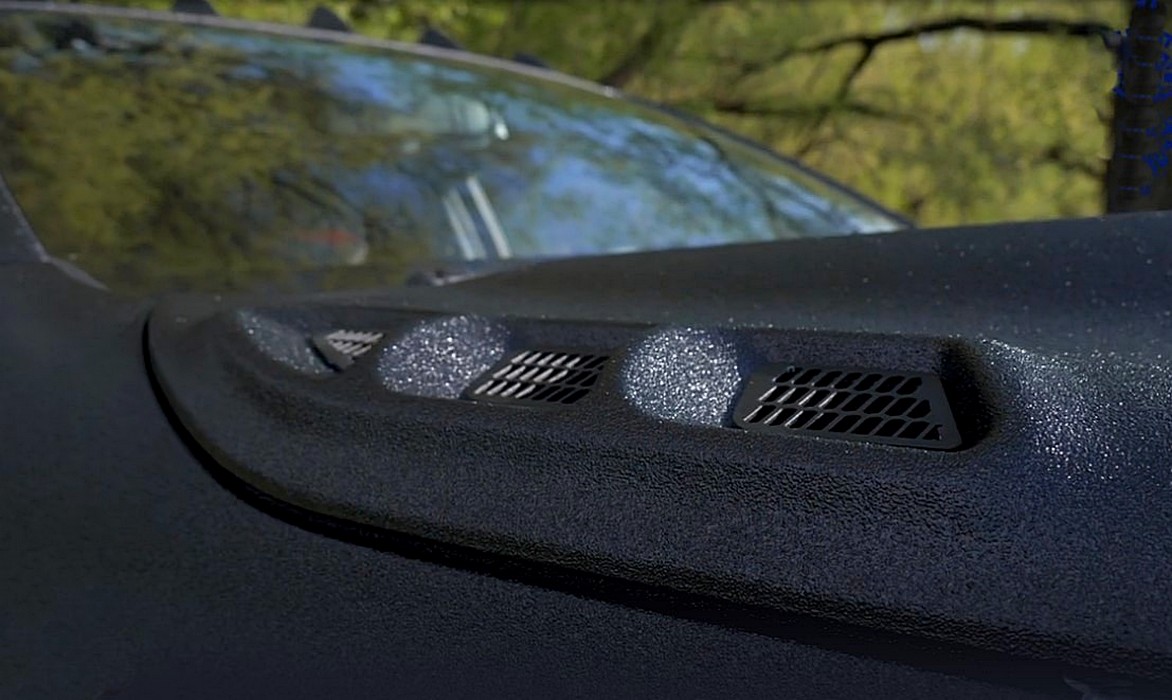 картинка Капот композитный Катран HILUX 2015