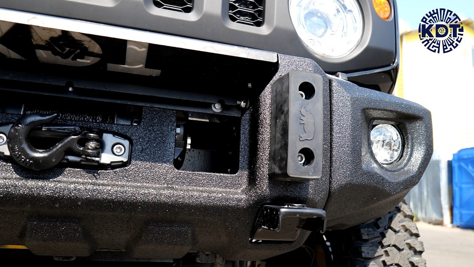 картинка Передний силовой бампер со скрытой установкой лебедки - Suzuki Jimny