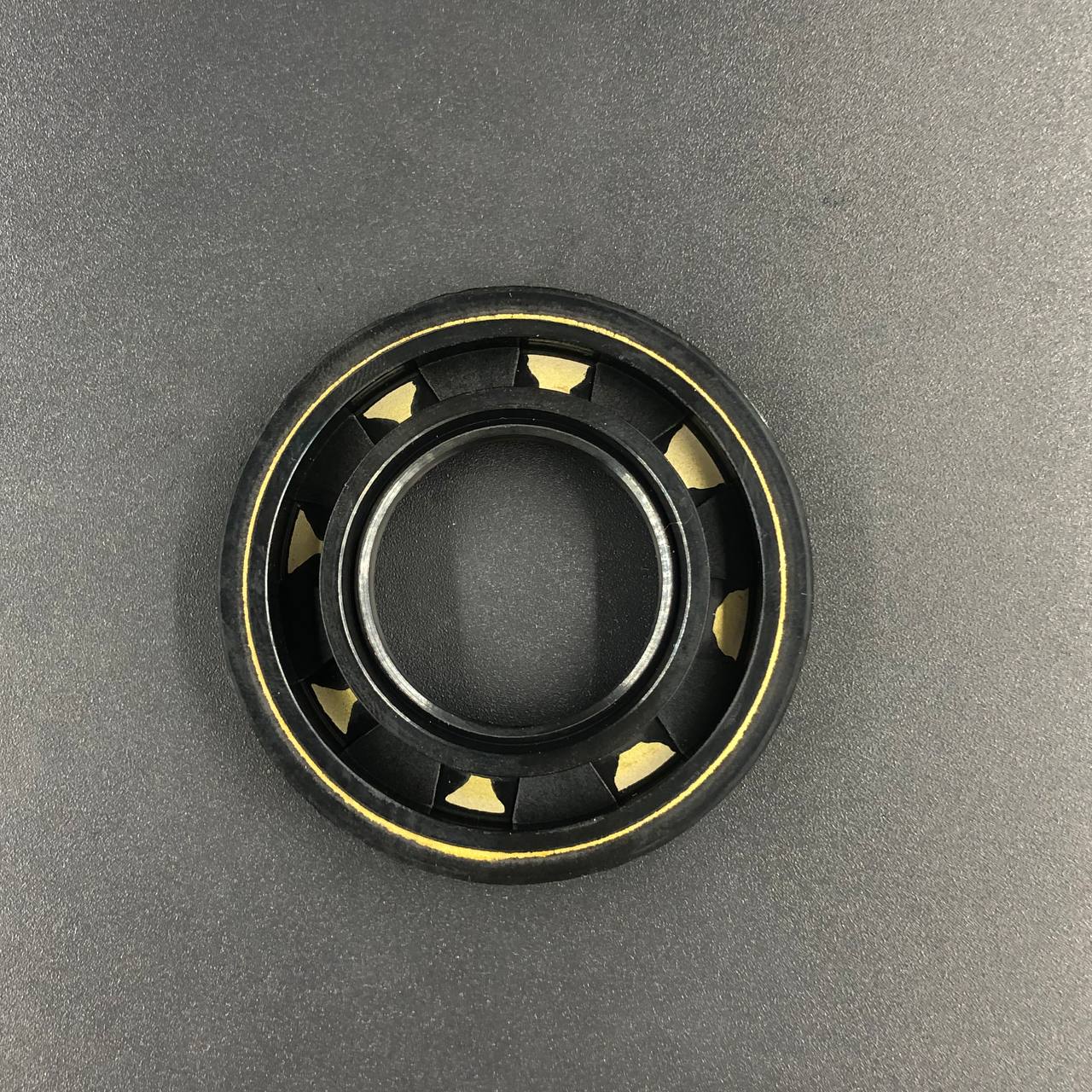 картинка Лабиринтное уплотнение коленвала Yamaha 9.9-15 (резиновое) (KACAWA)