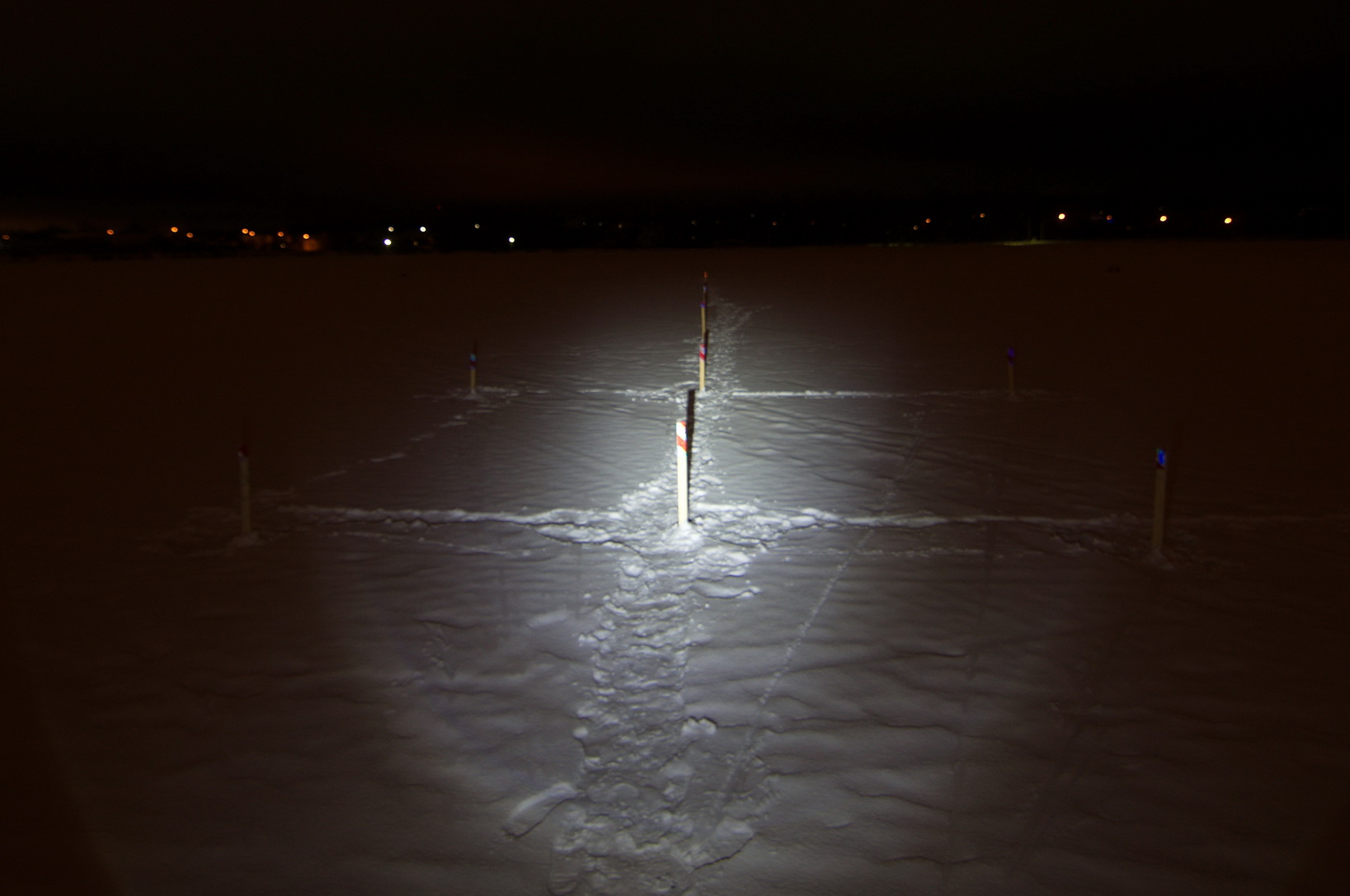 картинка Фара противотуманная redBTR 10Вт, 75мм, 1 диод, 12В, встраиваемая