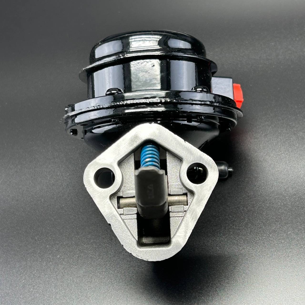 картинка Топливный насос механический PUMP ASSY-FUEL (Quicksilver)