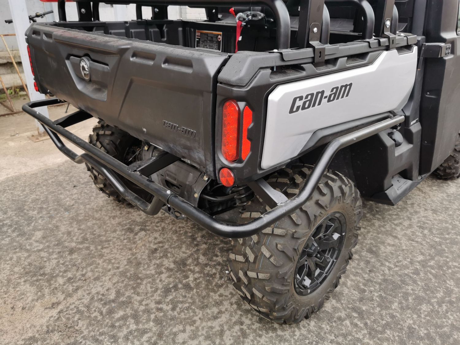 картинка Бампер задний CAN-AM Traxter/Defender