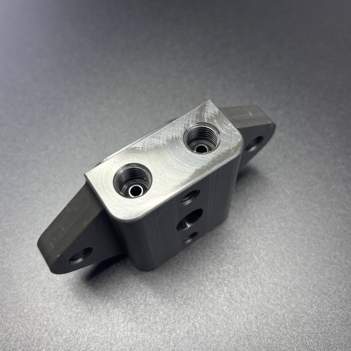 картинка Коннектор гидравлических шлангов Mercruiser (8M0137703) (Quicksilver)