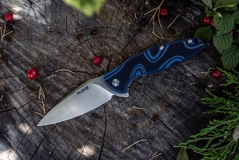 картинка Нож Ruike Fang P105 черно-синий