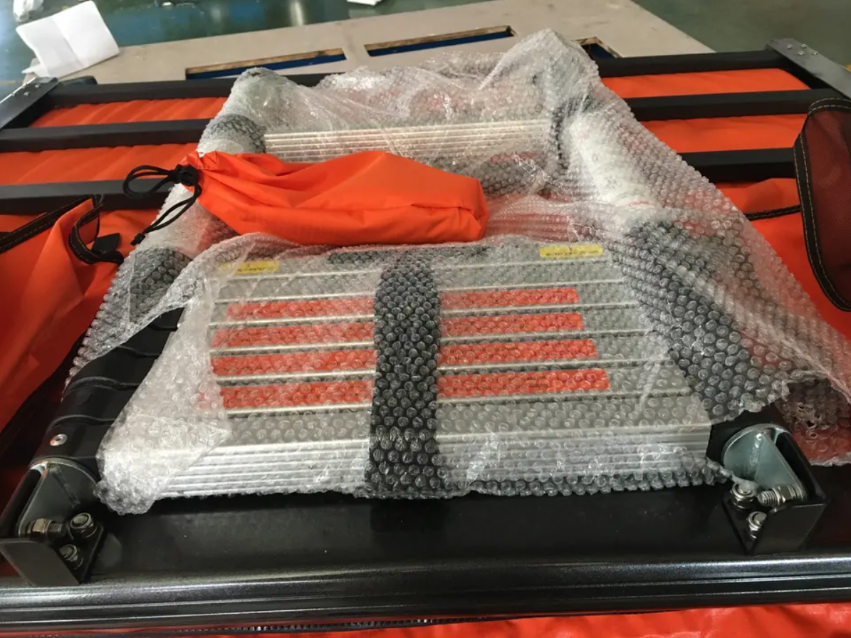 картинка Палатка на крышу автомобиля РИФ 221х130 см