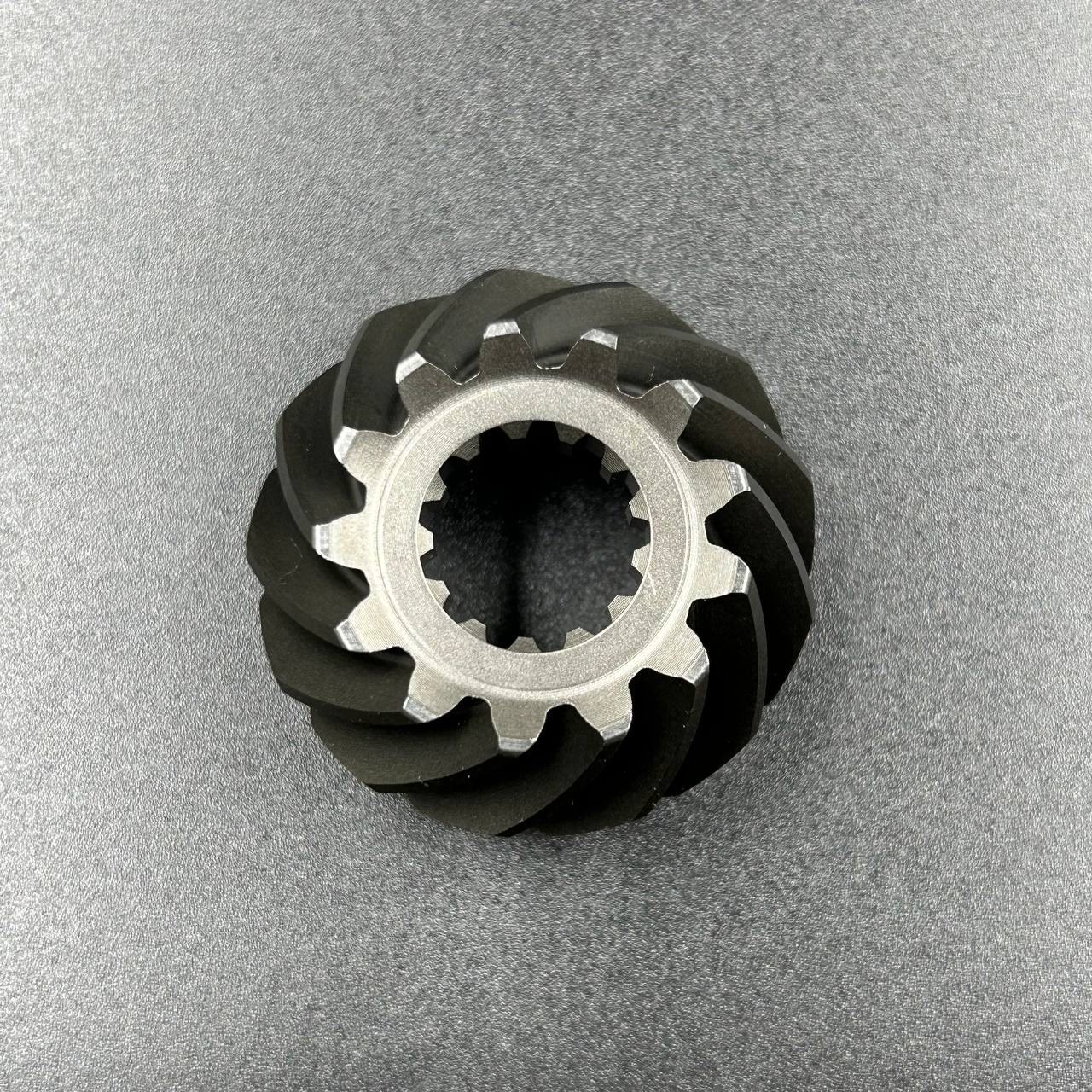 картинка Шестерня вертикального вала (Пиньон) Honda BF20-30 (41131-ZV7-000) (Honda)