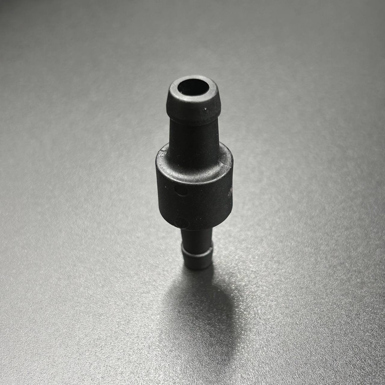 картинка Соединитель топливного шланга Yamaha F30-100 (YAMAHA)