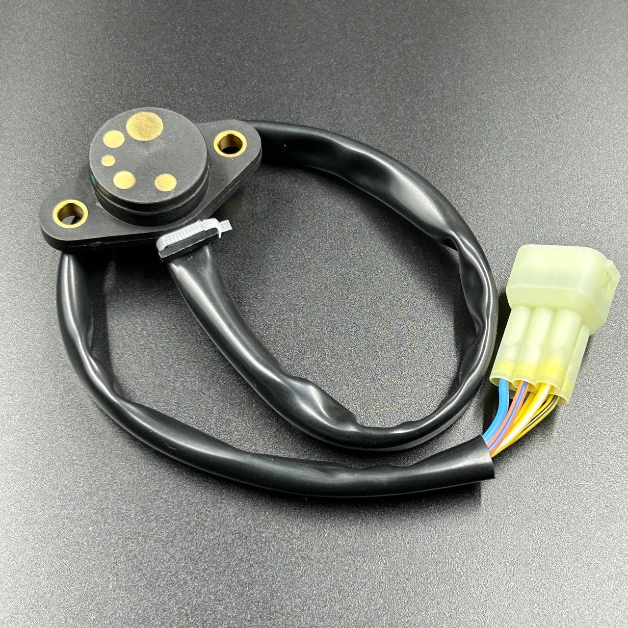 картинка Датчик включения режима КПП 5 CFM 500 X5 X6 Z6 (ZIBO)