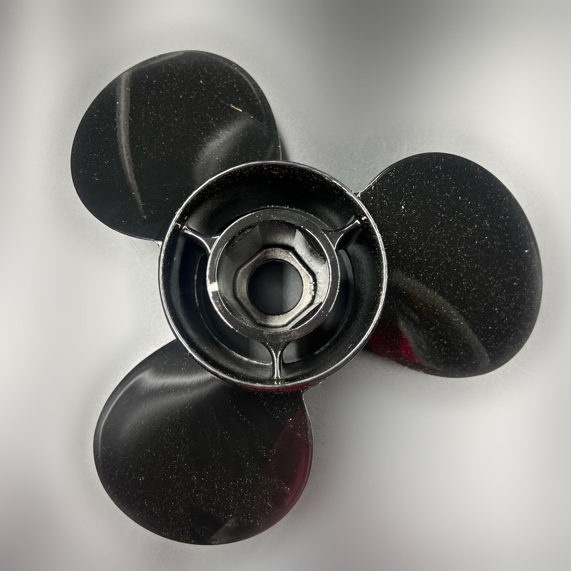 Гребной винт Mercury Black Max (14-1/2х19R)
