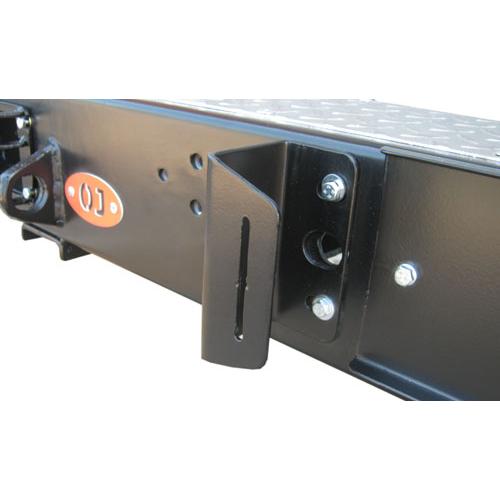 картинка Скоба защитная фонаря УАЗ Хантер (пружины впереди) OJ 12.104.01