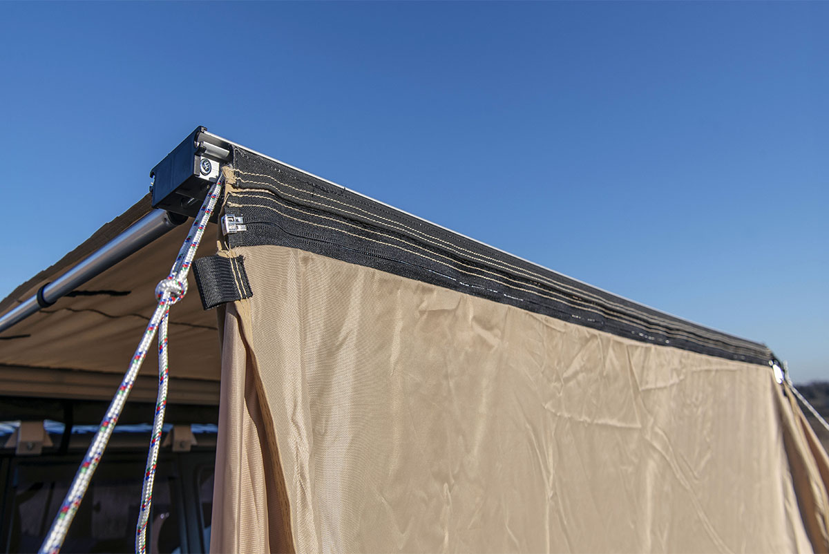 картинка Палатка с автомобильным тентом-маркизой, солнцезащитная РИФ  2х2 м 