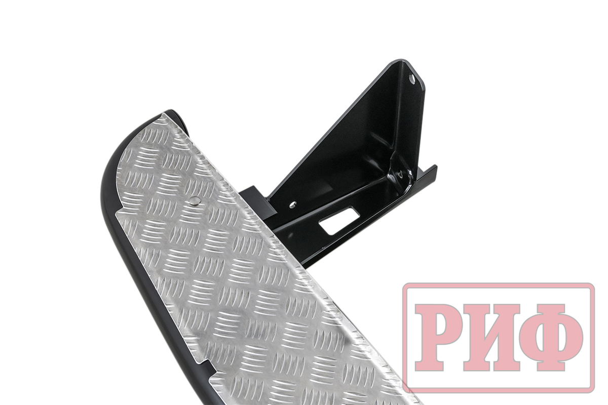 картинка Пороги РИФ силовые Toyota Land Cruiser 100 АКПП