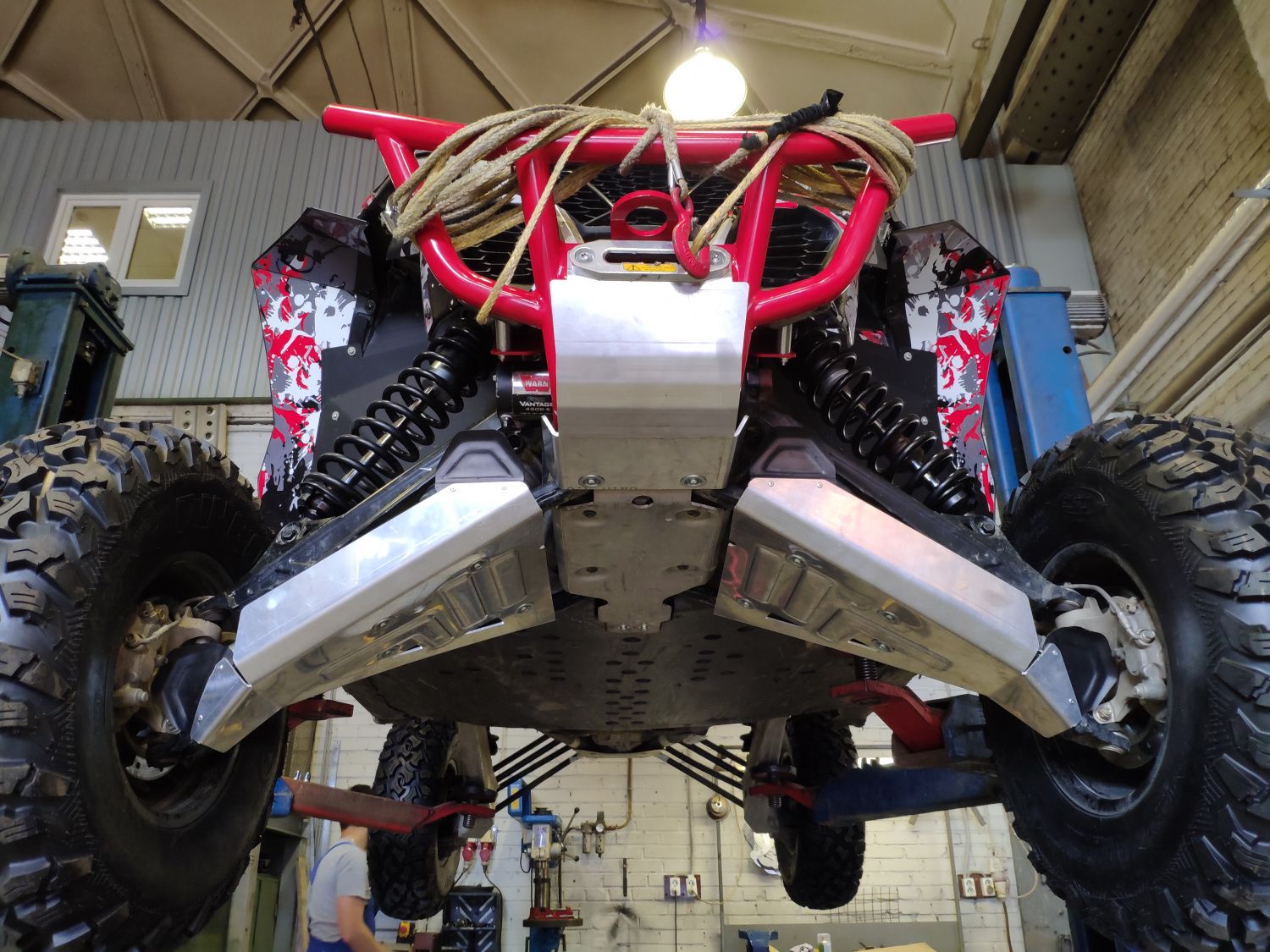 картинка Защита передних рычагов для Can-Am BRP Maverick X3