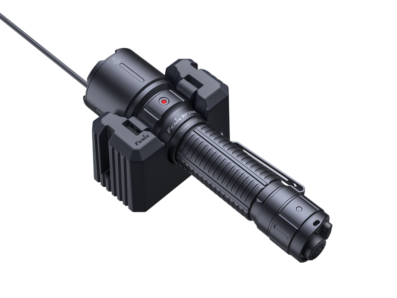 картинка Фонарь ручной сверхмощный Fenix WF26R