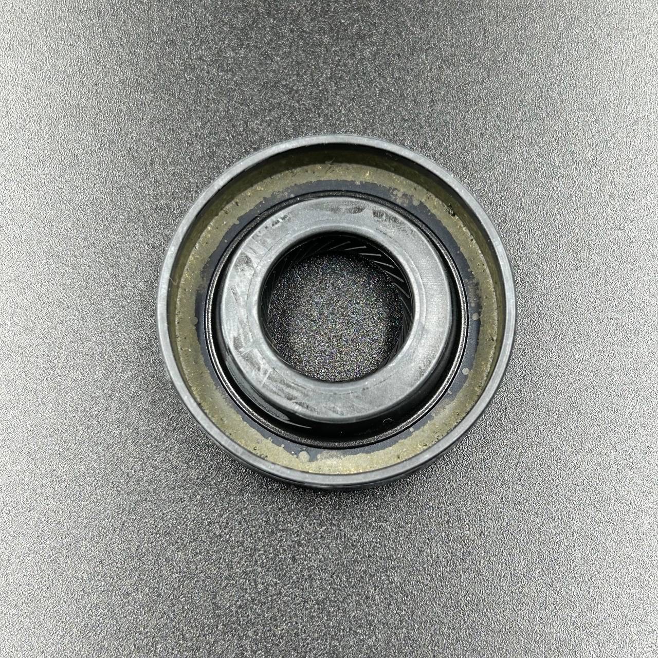 картинка Сальник Mercury (19x44.5x9) (814670) (Quicksilver)