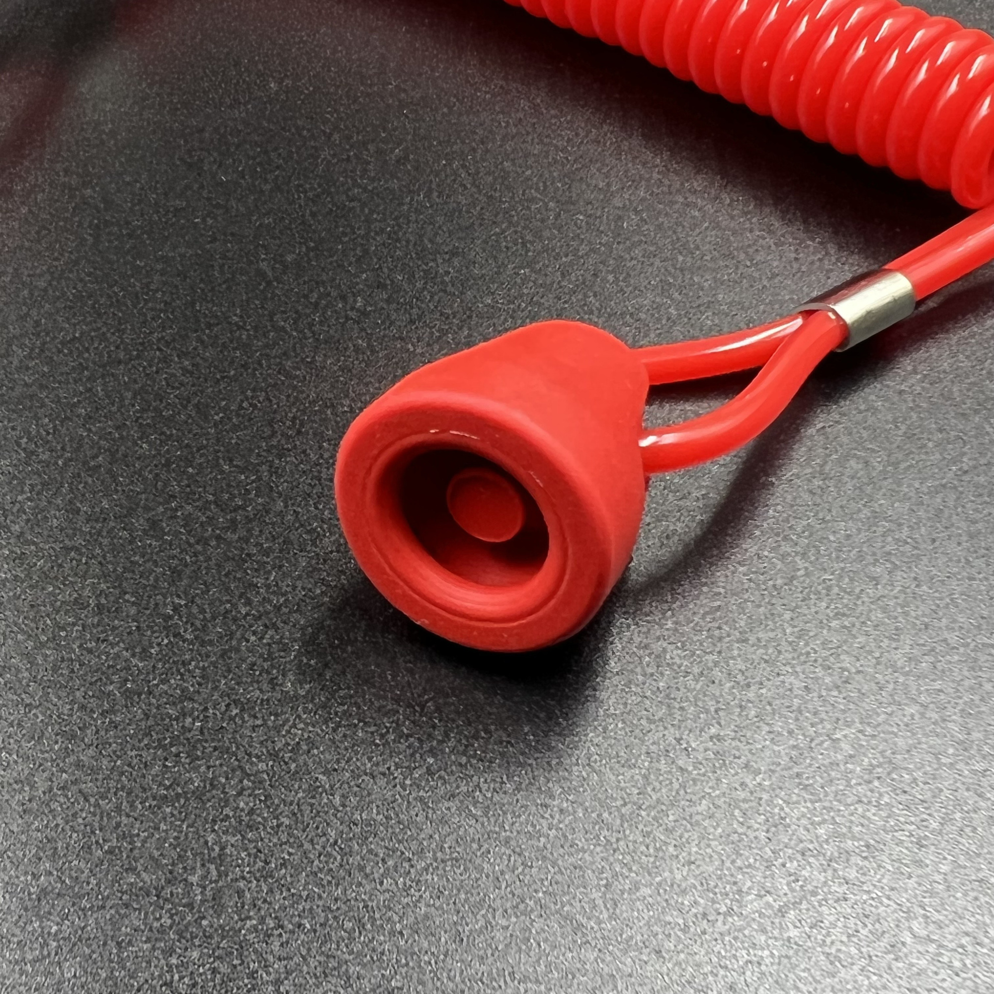 картинка Шнур аварийного выключения с колпачком двигателя Arctic Cat (0709-055) (KINETIX)