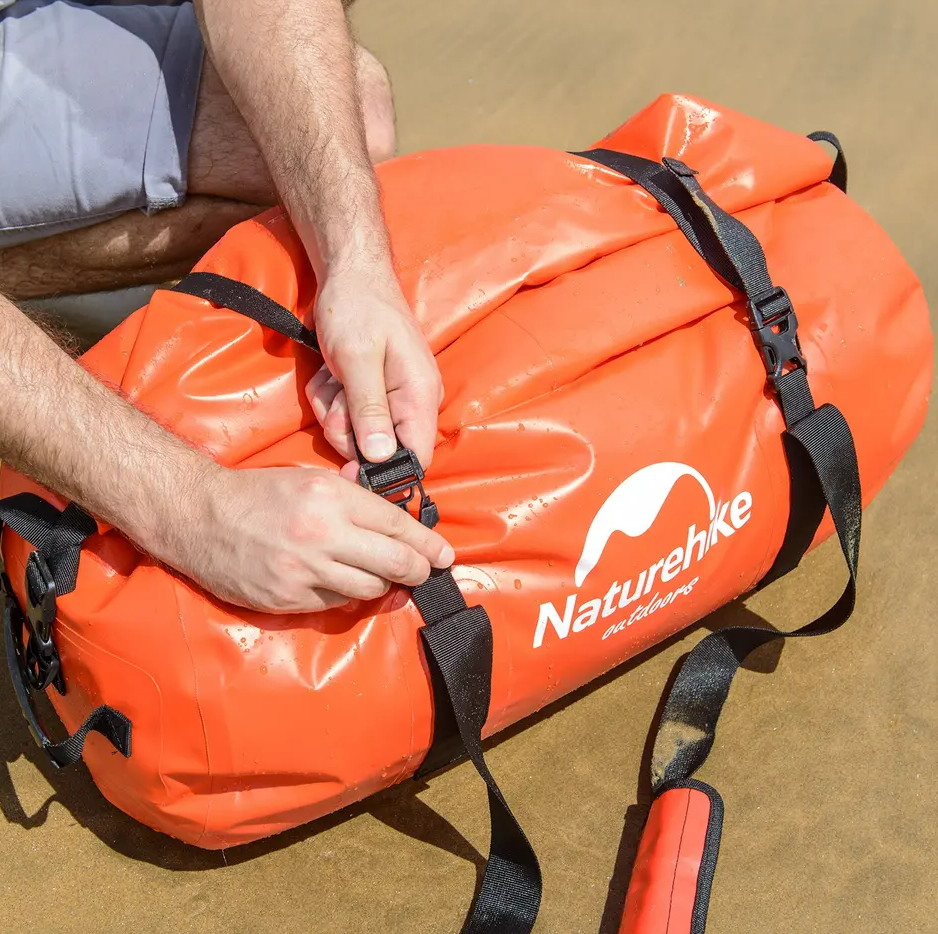 картинка Гермосумка Naturehike 120 л ПВХ (Красная)