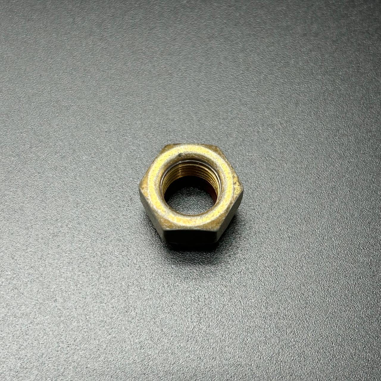 Гайка стальная диам. 9,5 мм NUT @5 (Quicksilver)