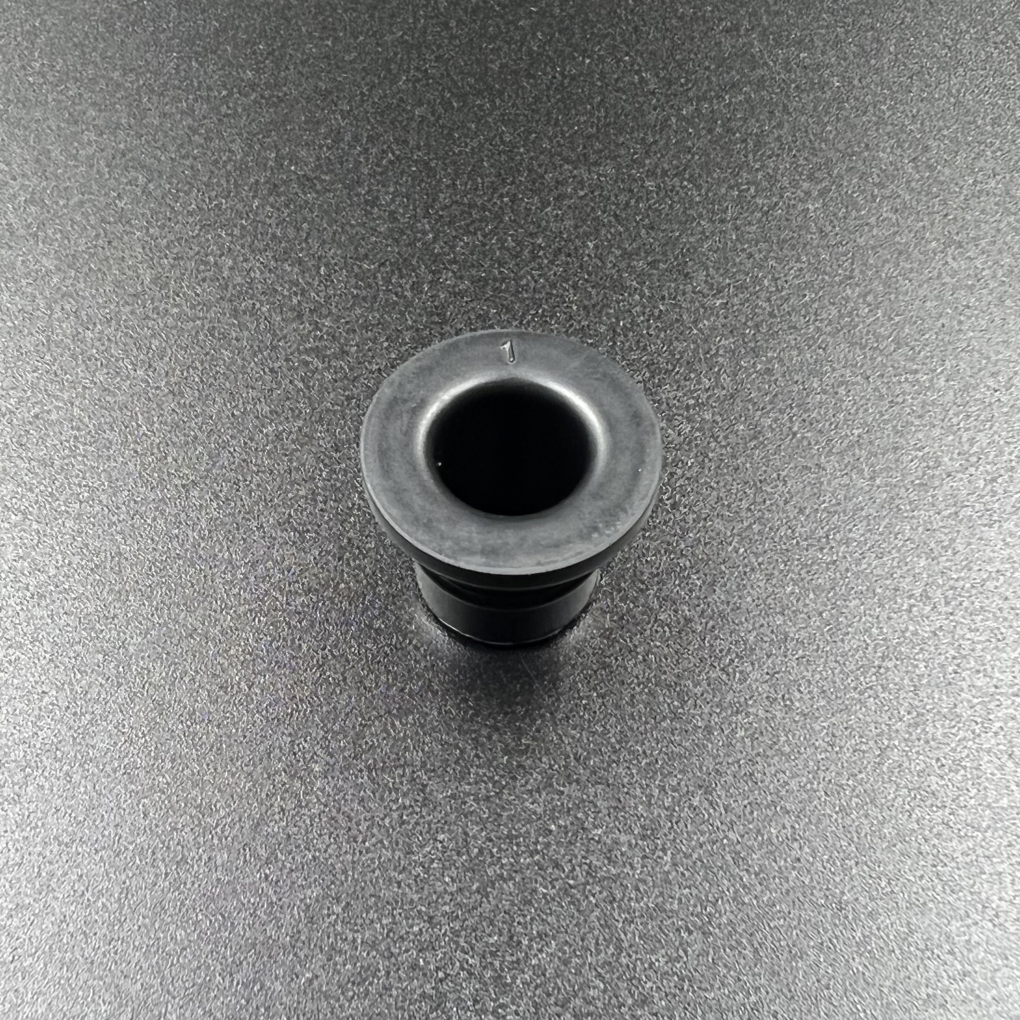 картинка Уплотнение трубки охлаждения Suzuki DT20-30, DF25-30 (17565-96300) (Suzuki)