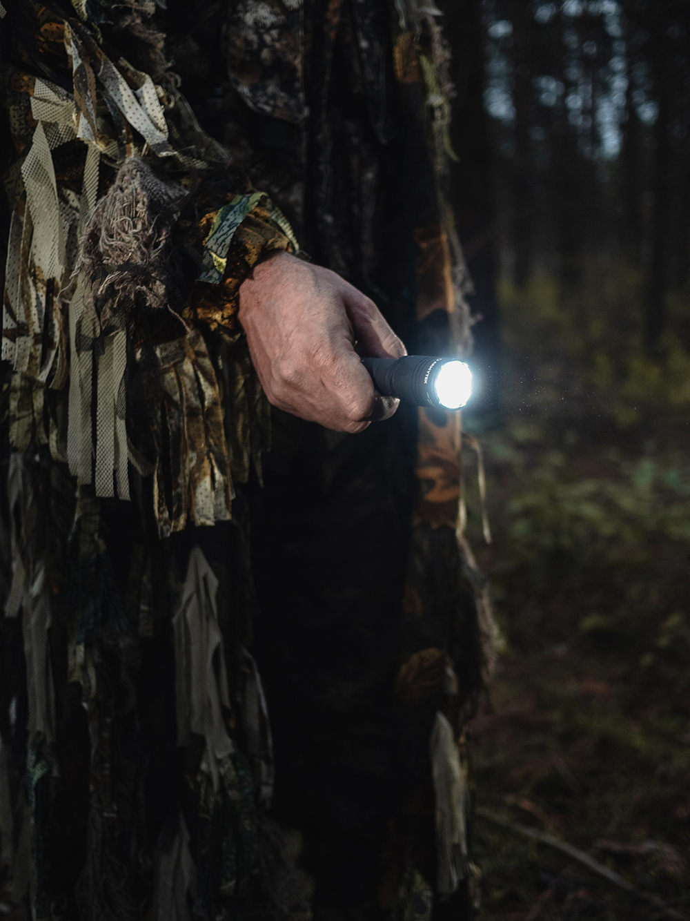 картинка Фонарь Armytek Dobermann Extended Set Warm