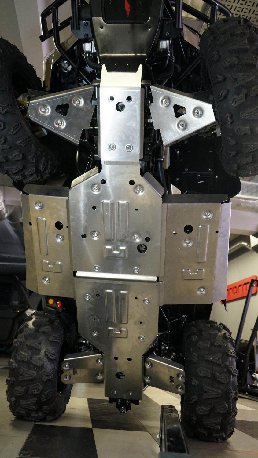 картинка Полный комплект защиты днища для LINHAI M550L