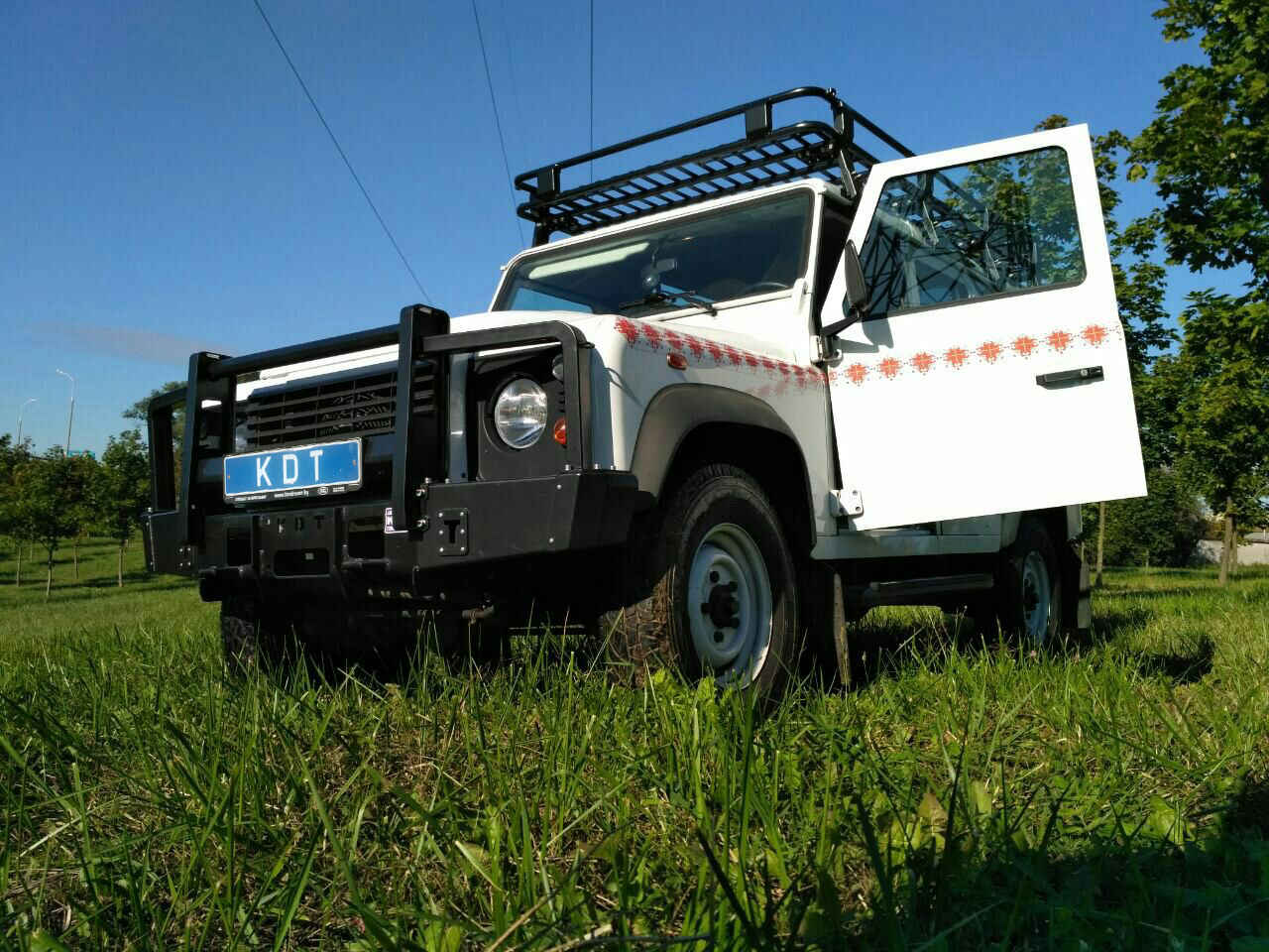 картинка Передний силовой бампер со съёмным кенгурином - Land Rover Defender 90/110