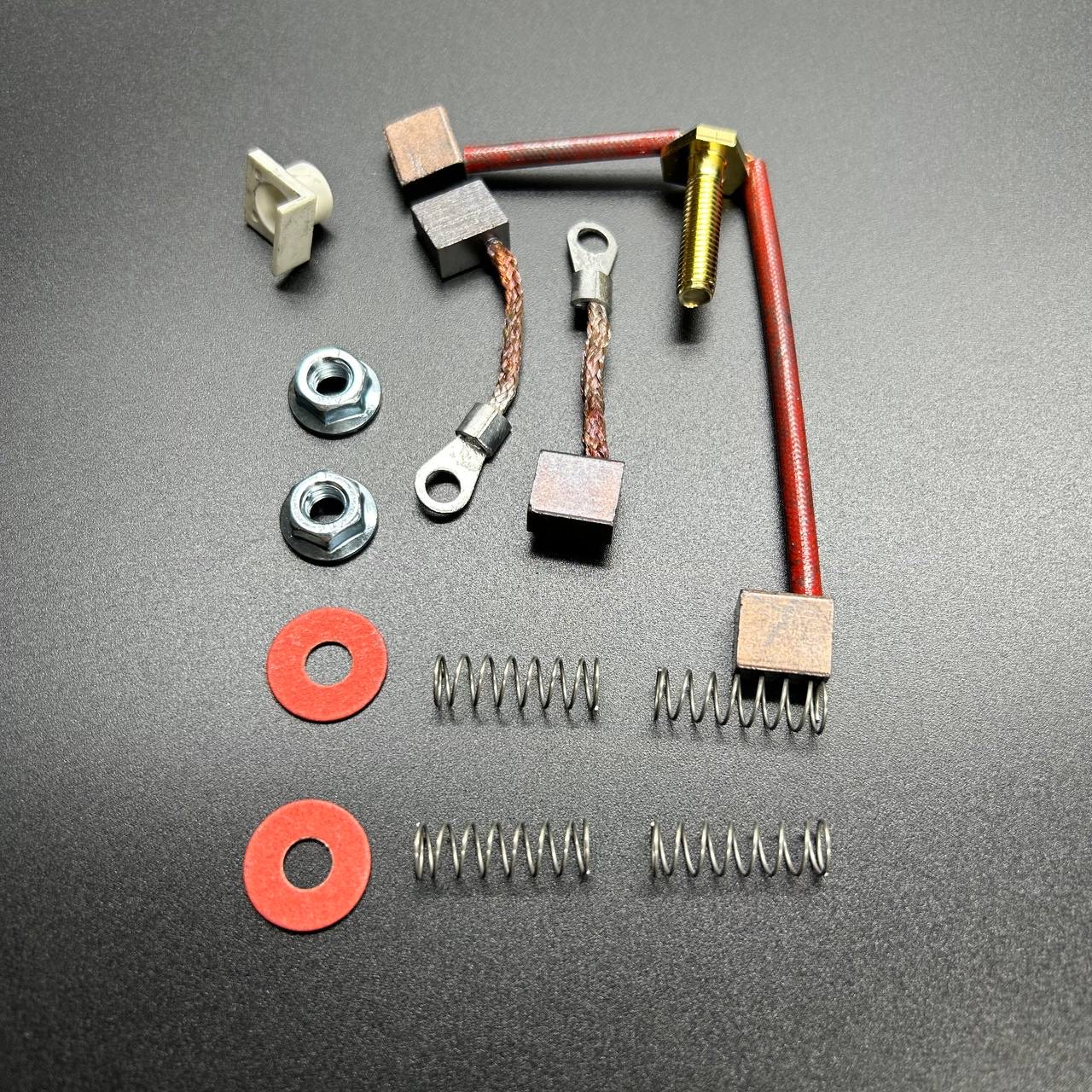 картинка Щетки стартера Mercury/Mariner (18-5697; 75384; F15164; 385952) (KACAWA)