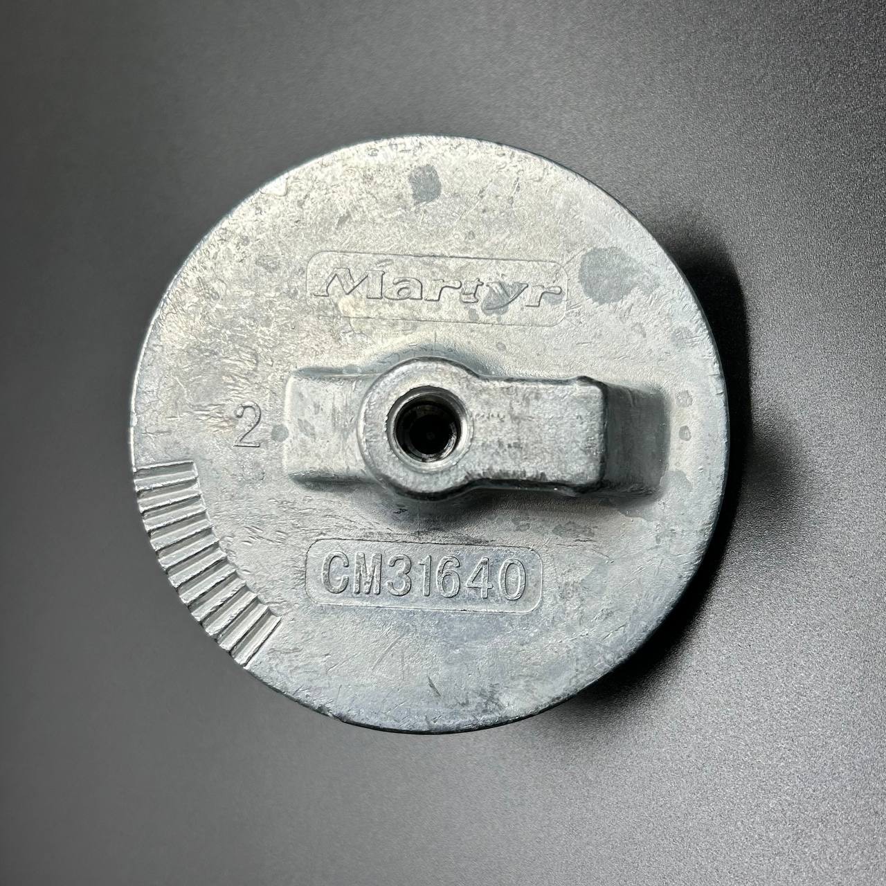 картинка Анод редуктора Mercury 75-125 (Цинковый) (31640T; 8M0036746; 31640T5) (KACAWA)