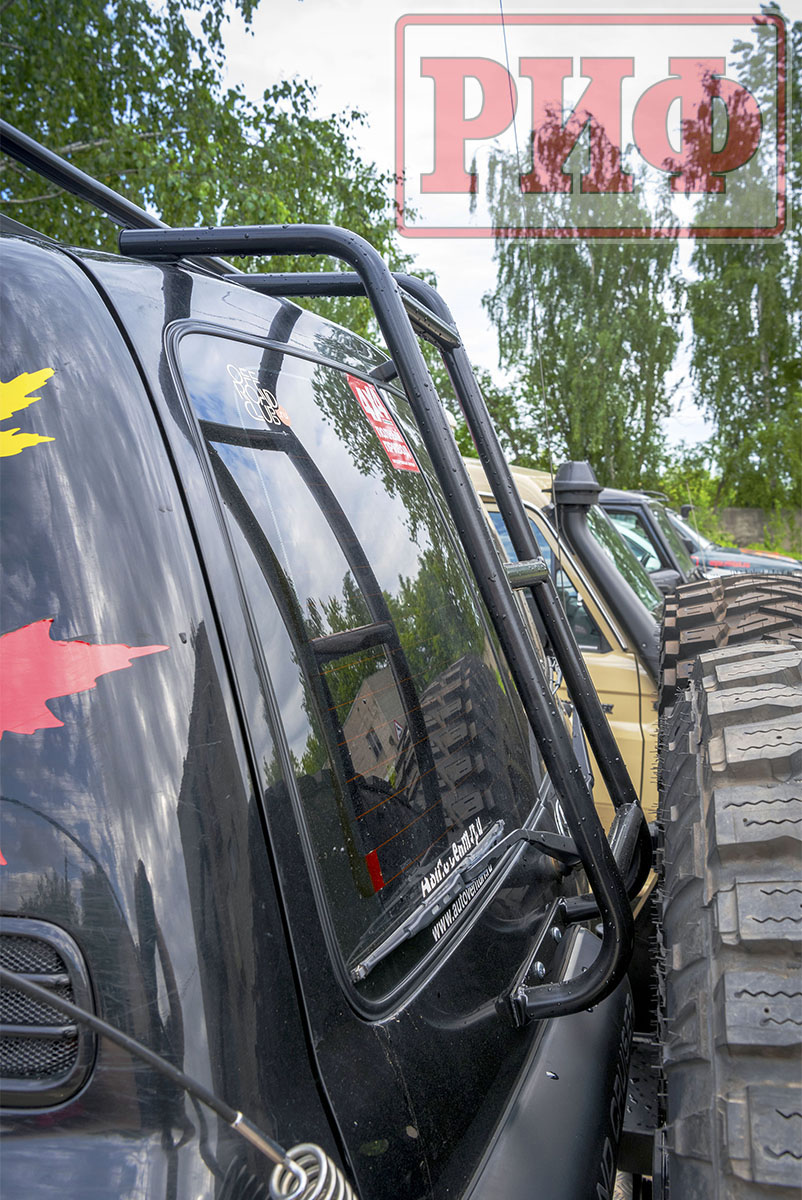 картинка Лестница РИФ Toyota Land Cruiser 105