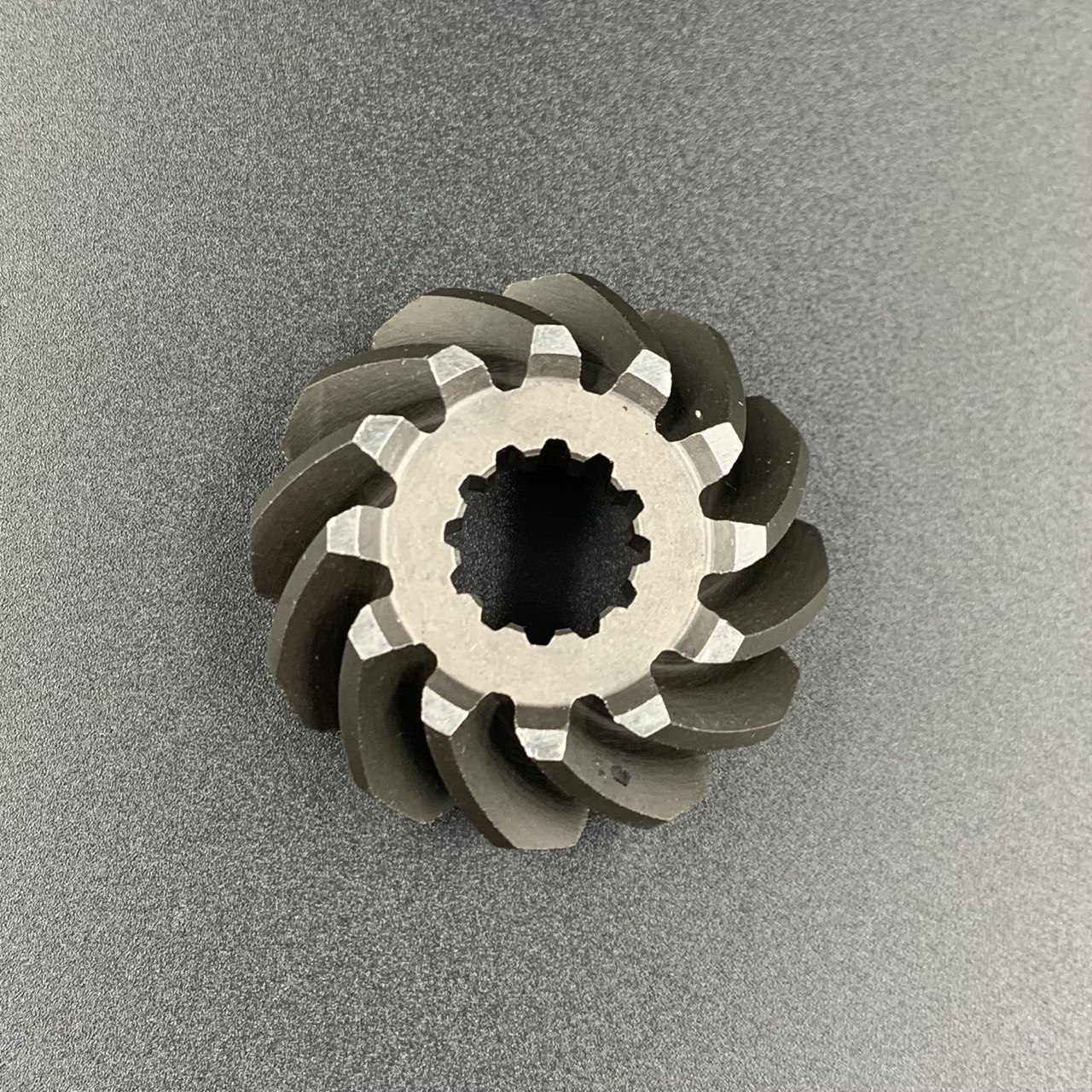 картинка Шестерня вертикального вала (Пиньон) Tohatsu 25-30 (346-64020-1) (PREMARINE)