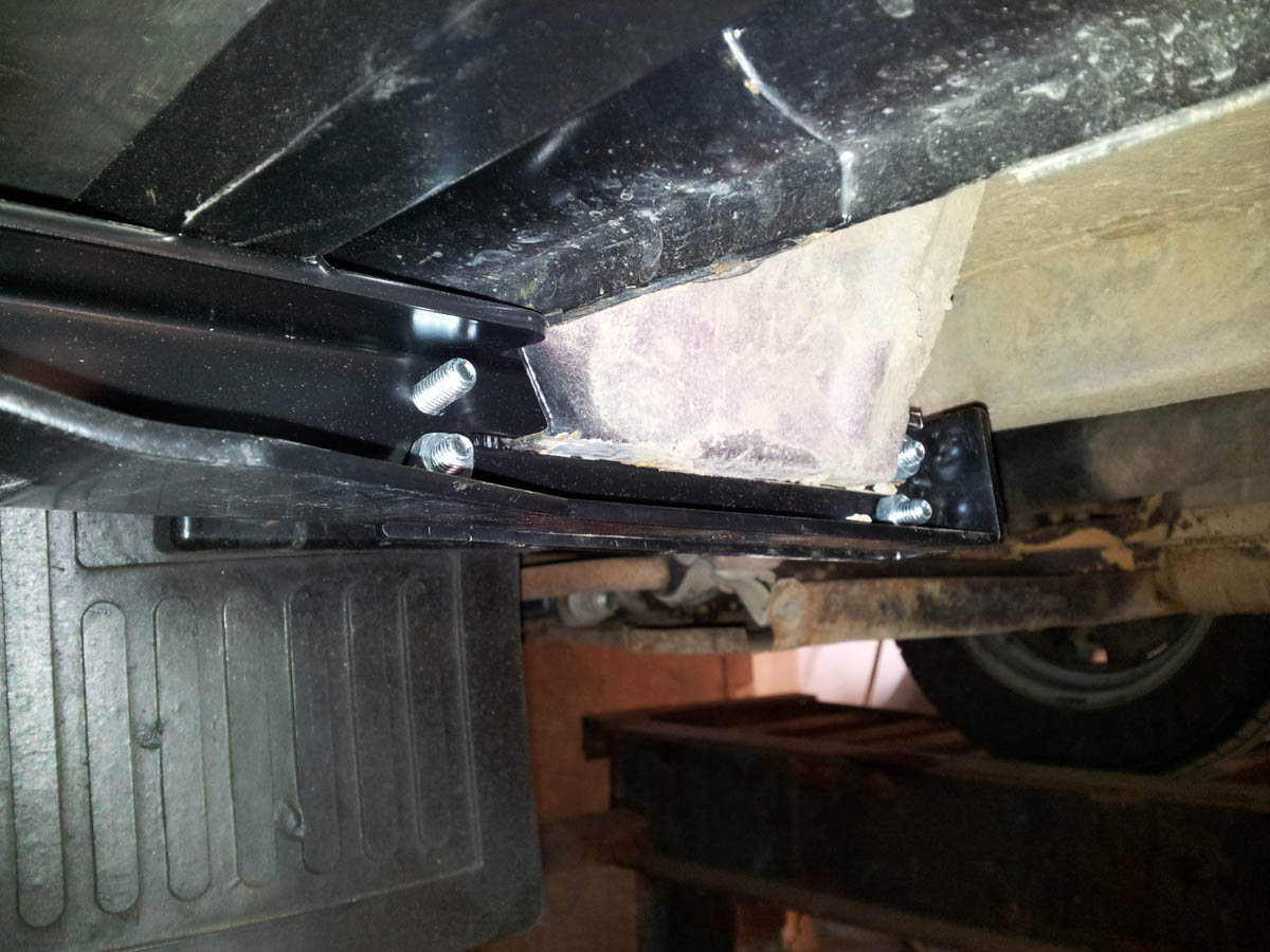 картинка Пороги съемные РИФ ВАЗ Нива, комплект