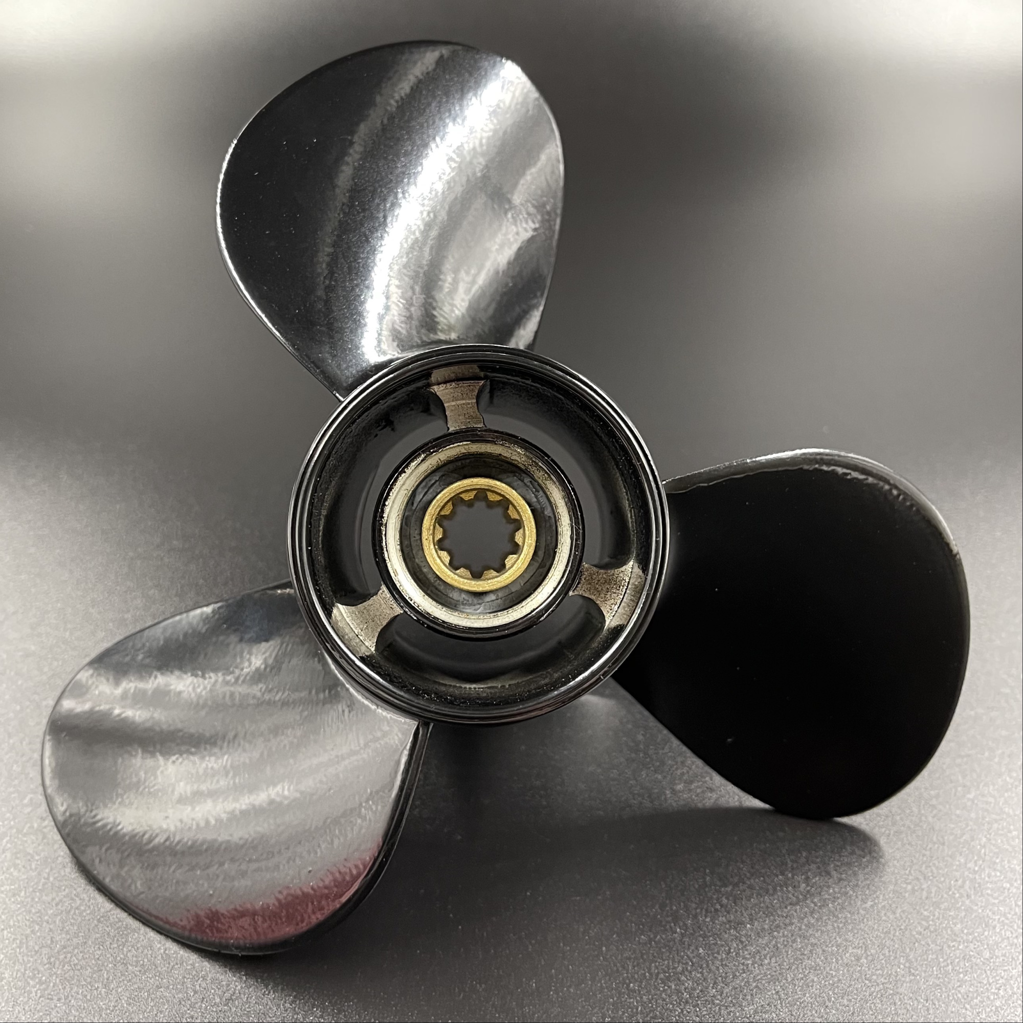 картинка Гребной винт Tohatsu 25-30 (3x9-7/8x13) Match (Michigan)