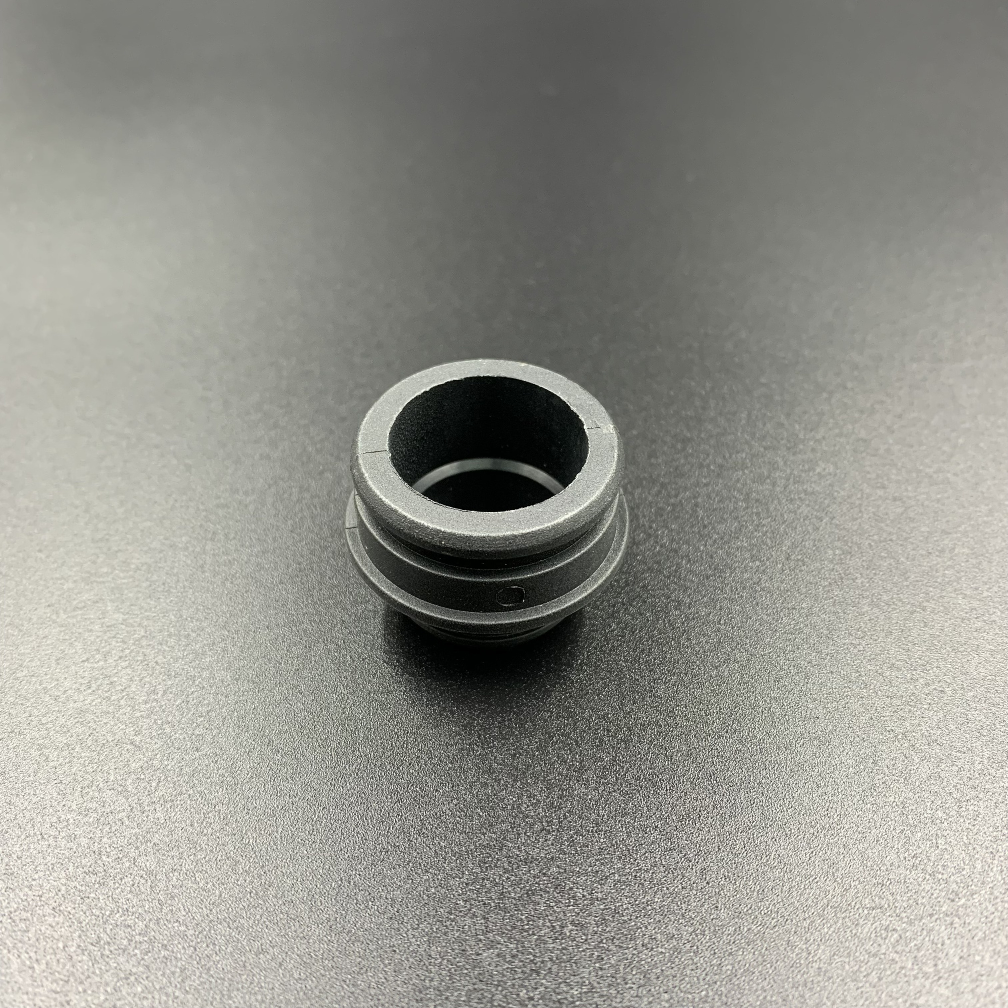 картинка Трубка охлаждения помпы Yamaha 25-30 (S) (PREMARINE)