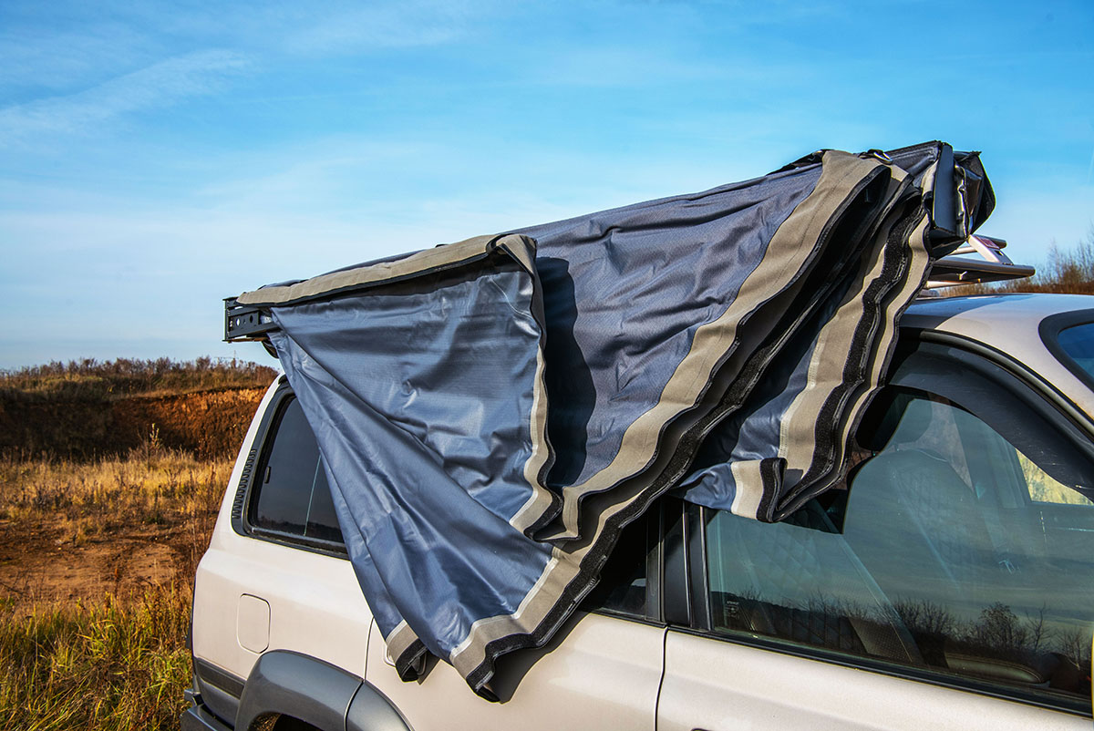 картинка Маркиза автомобильная РИФ веерная, безопорная 2х2,3 м (правая)