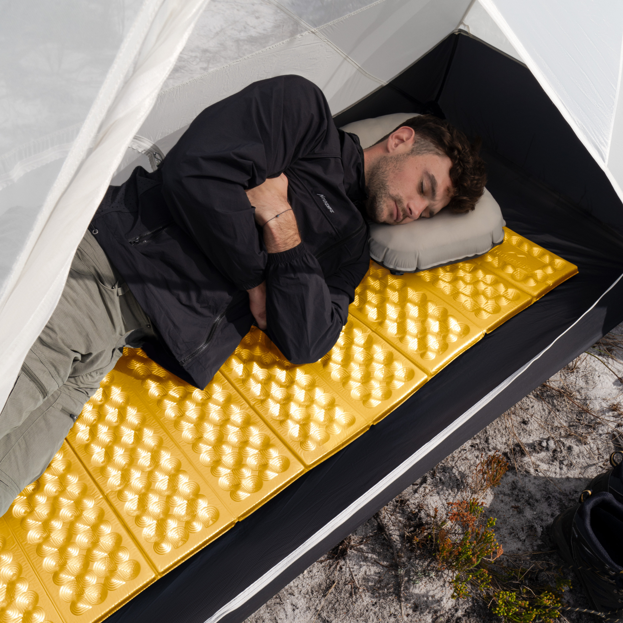 картинка Коврик туристический Naturehike 185х65х2,5 см. IXPE, желтый