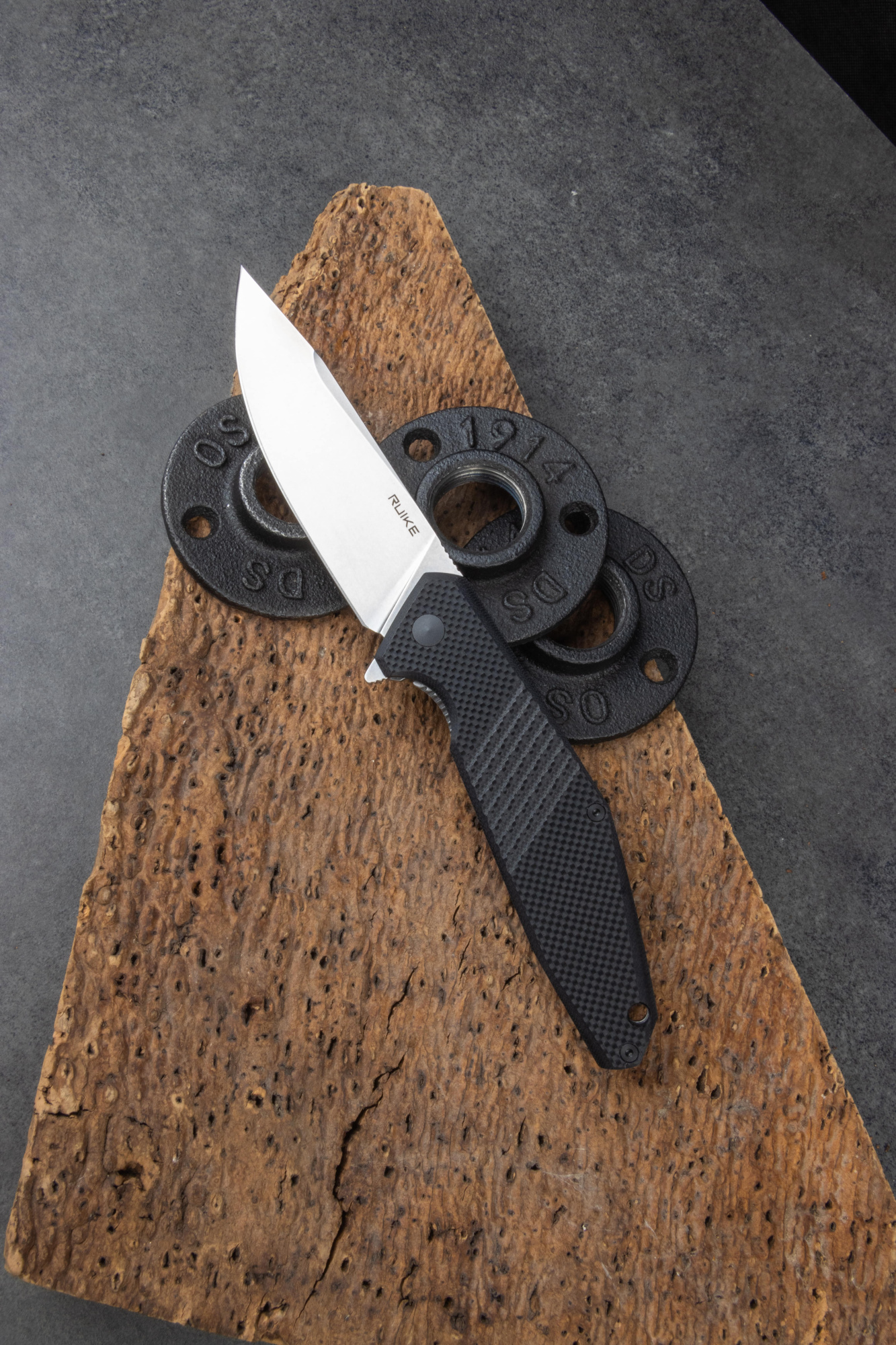 картинка Нож Ruike D191-B