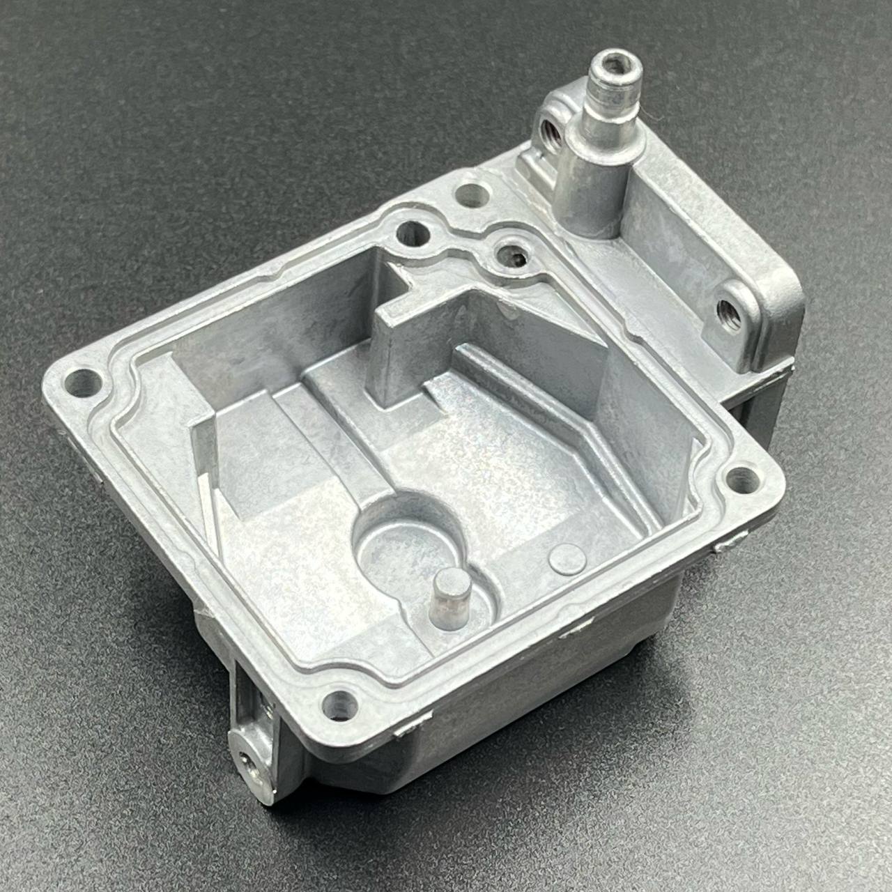 Поплавковая камера Tohatsu M40D, M40D2, M50D, M50D2 (нижняя) (Tohatsu)