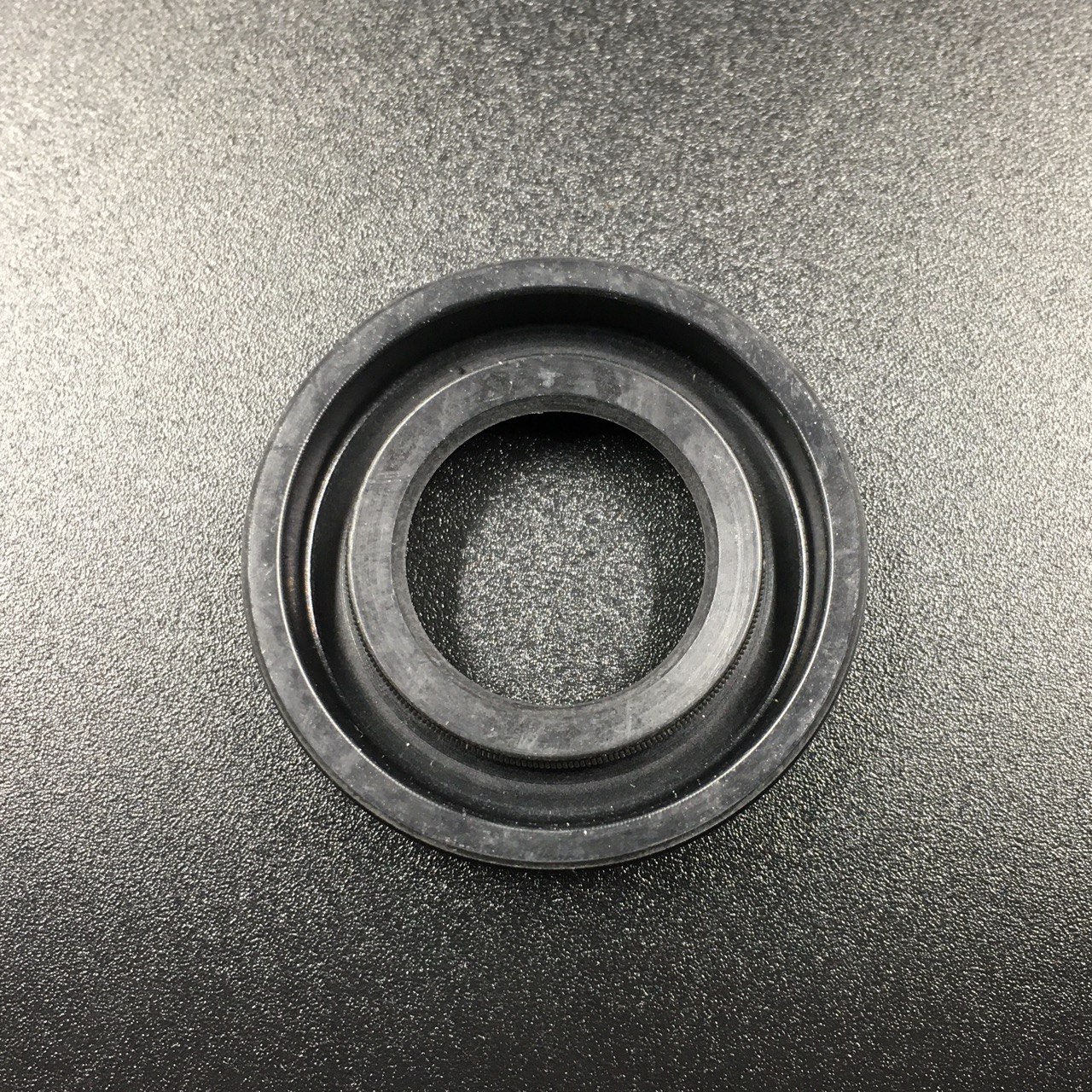 картинка Сальник Suzuki (09282-17L01) (17x32x6) (Omax)