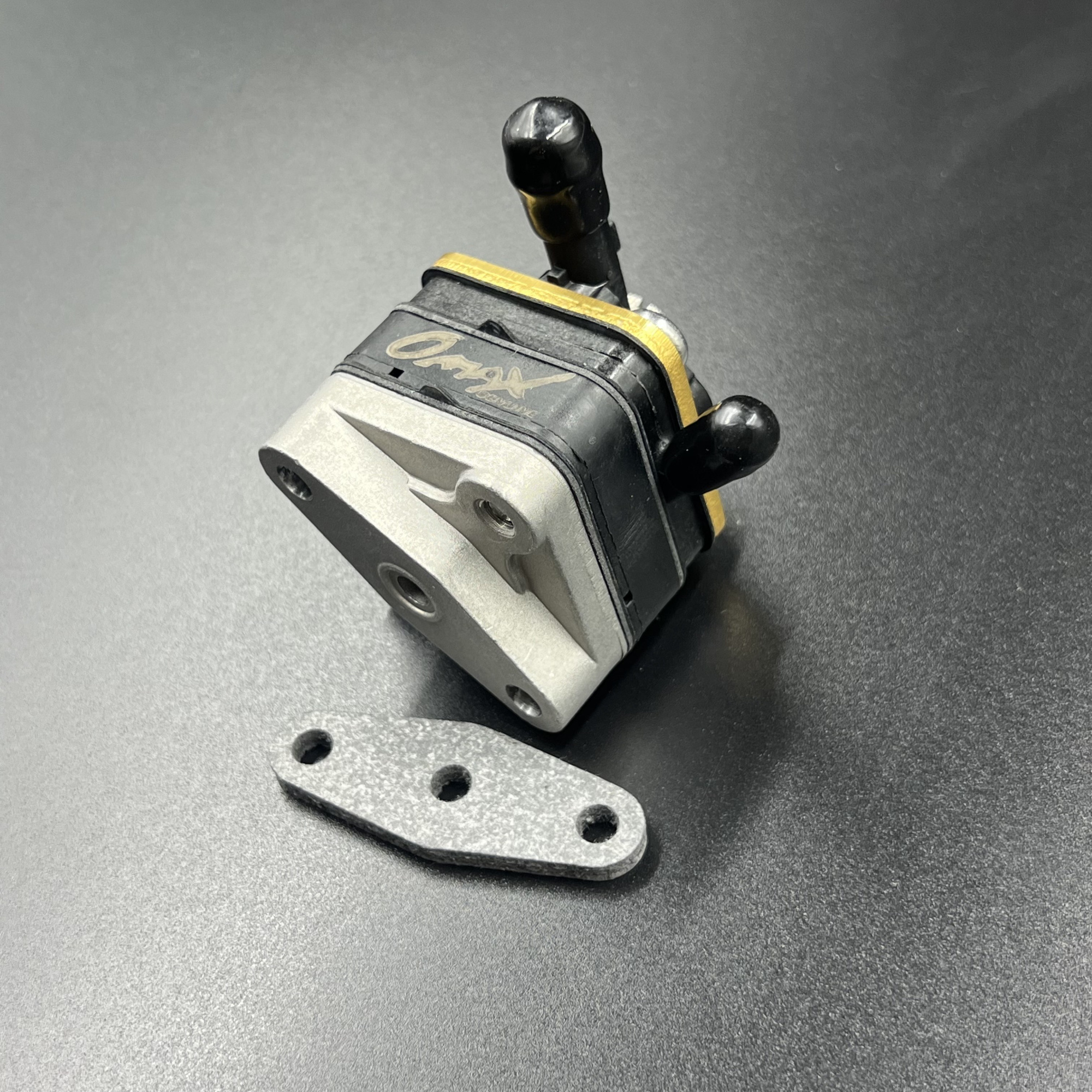 картинка Топливный насос Johnson/Evinrude 6-15 (395091) (Omax)