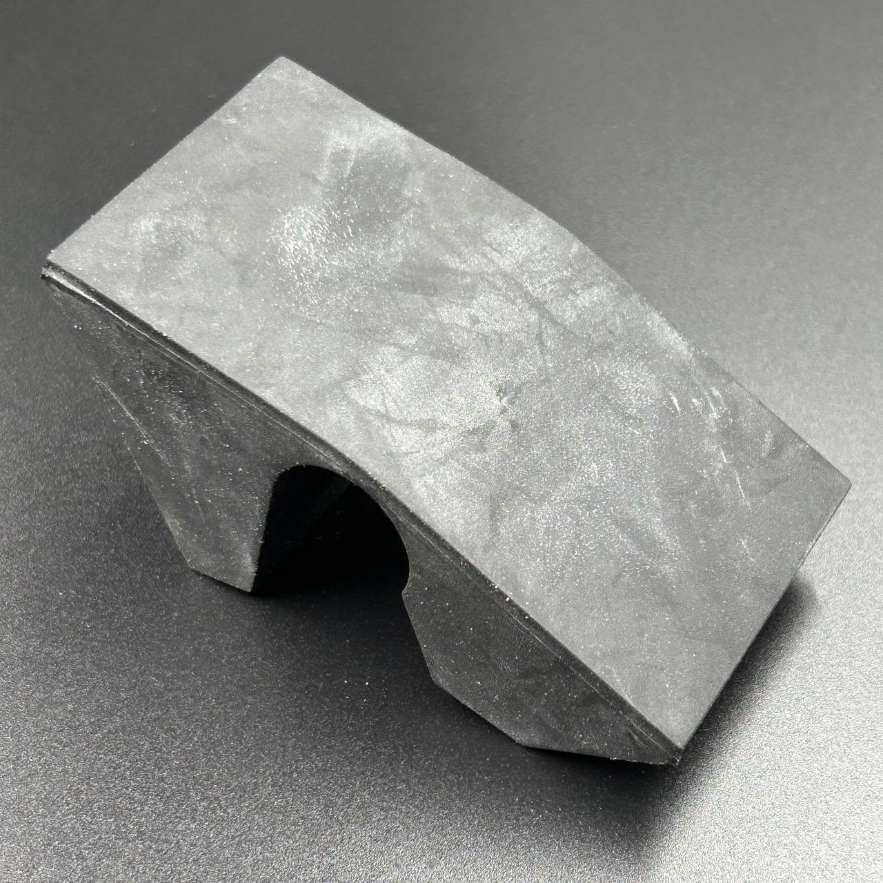 картинка Демпфер лыжи (ограничитель хода) Yamaha (8ES-23743-00) (Yamaha)