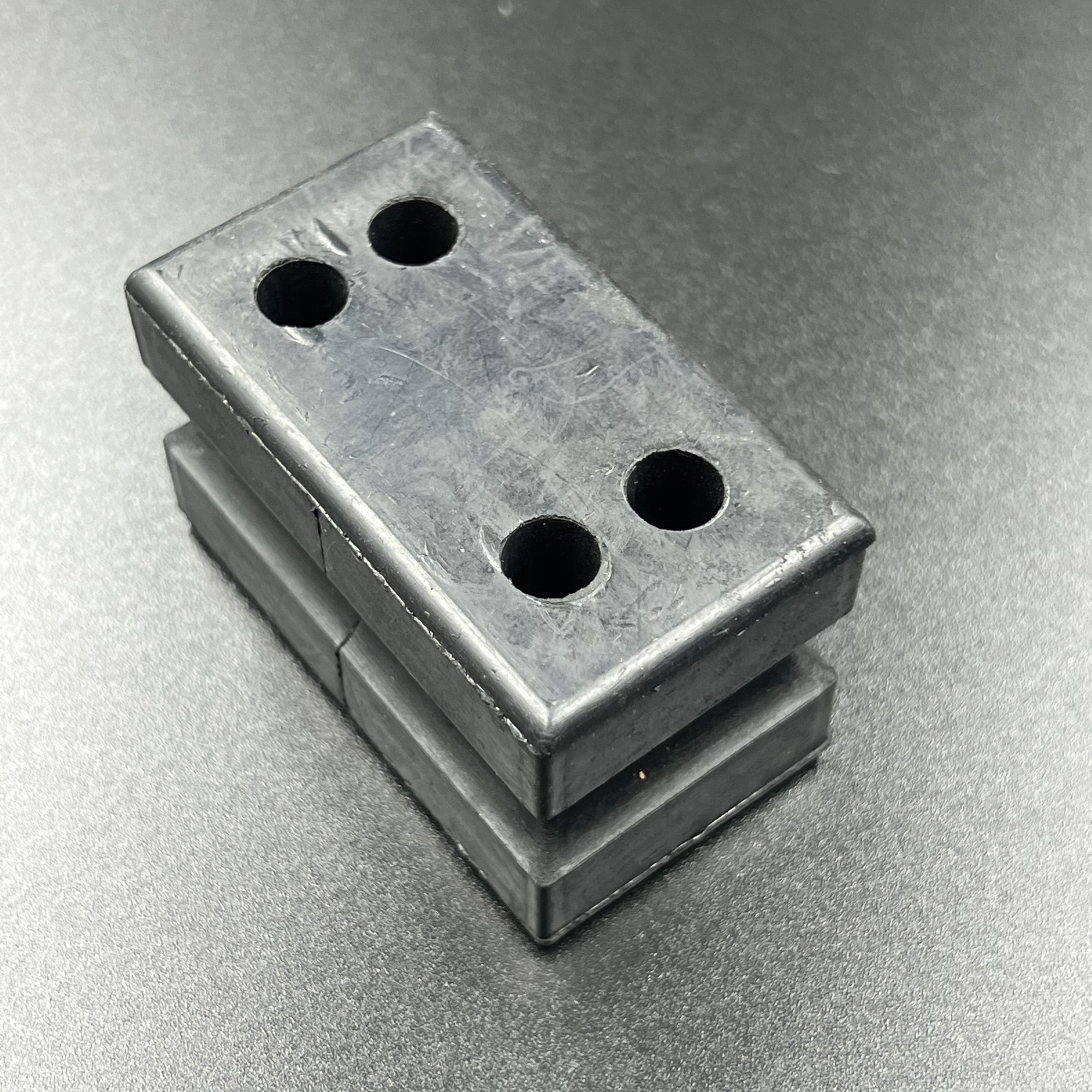 картинка Подушка крепления двигателя Yamaha 25-30 (YUELANG)